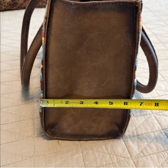 STS Ranchwear Multicolor Aztec Tote with Leather Trim - Picture 5 of 7